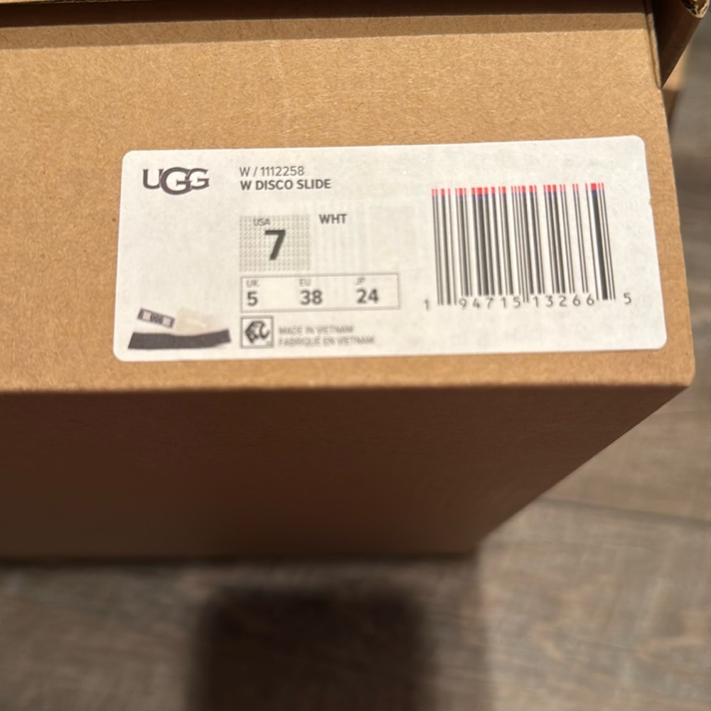 Ugg disco slide